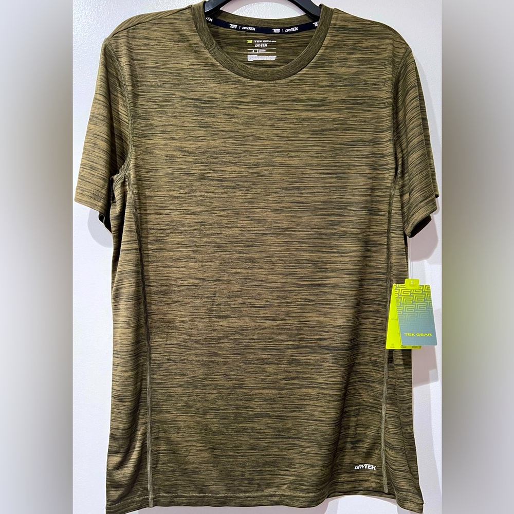 TEK GEAR short sleeve shirt DRY TEK. Men’s Small Brown. Brand new with tags.